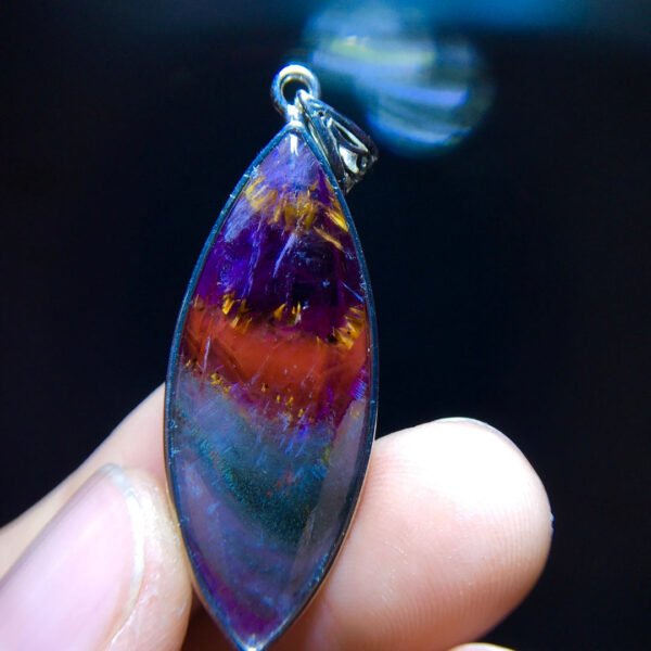 Aurora 23 Light Titanium Violet Titanium Crystal 👀 Horse Eye Pendant for Men and Women Size: 36/14mm2310358669