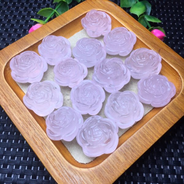 Pink crystal rose small piece 💕 Specification 22mm ✨2610010361