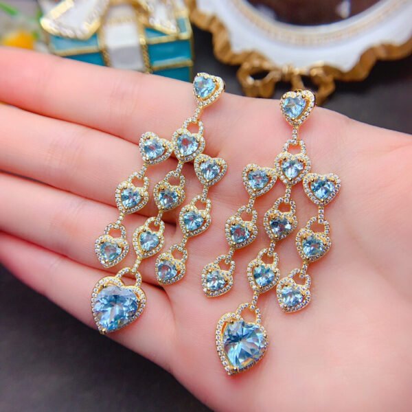 Natural Swiss blue topaz earrings, with a main stone size of 5+8mm260825