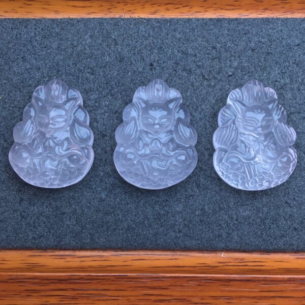 Pink Crystal Nine tailed Fox Pendant 💕 Specification 25mm2710015631