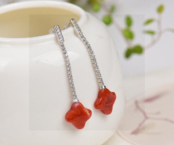 Light Luxury South Red Eardrop Earline Series, with a specification of approximately 12mm2710055145