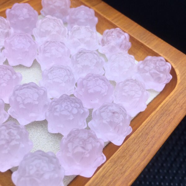 Pink crystal lotus small piece 💕 Specification 18mm ✨2810009163