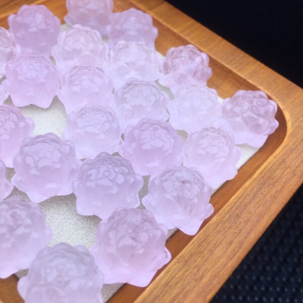 Pink crystal lotus small piece 💕 Specification 18mm ✨2810009163