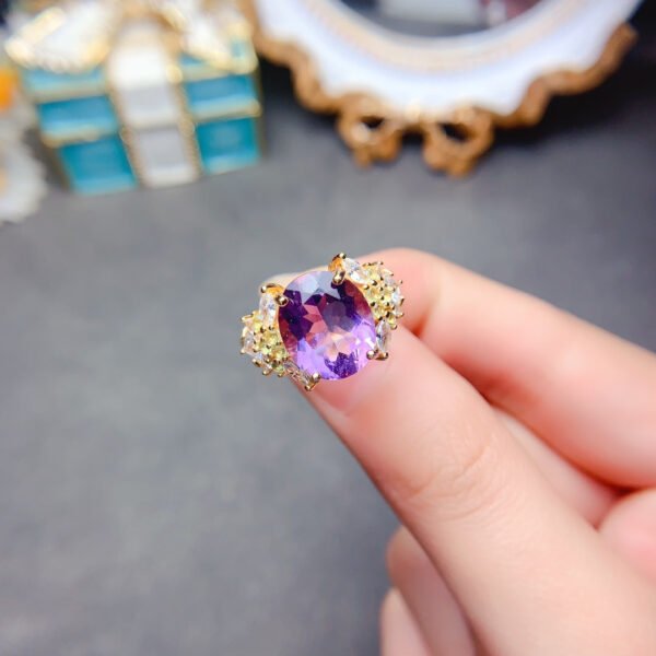 Natural Brazilian amethyst ring, main stone size 10 * 12mm2810140156