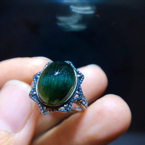 Natural green crystal ring, specification: 12.5/10mm2810268166