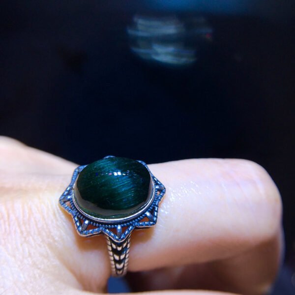 Natural green crystal ring, specification: 12.5/10mm2810268166
