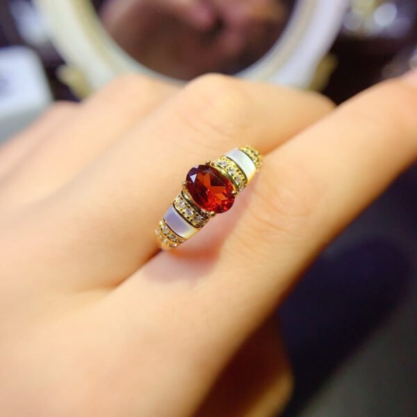 Pure natural garnet ring, main stone 5 * 7mm0311099156