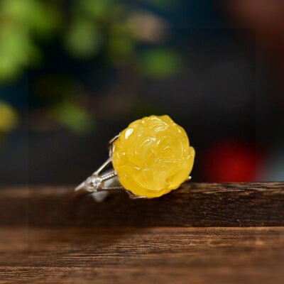 Natural Honey Wax Peony Flower Ring, Size: 16 * 14.4mm0311065187
