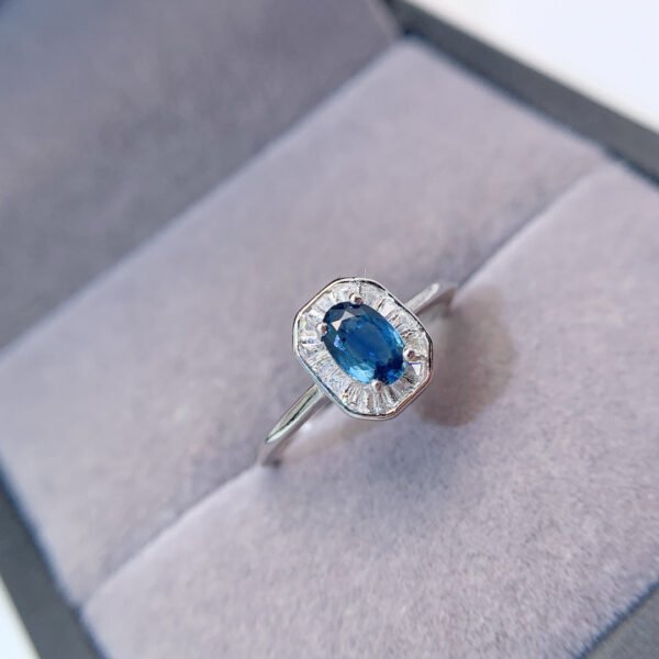 Natural sapphire ring, main stone 4 * 6mm0411170543