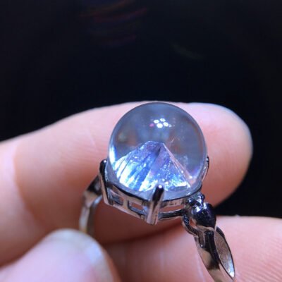 Natural crystal mid crystal ring, bare stone specification: 13.4      0911198549