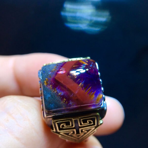 Aurora 23 Aurora Titanium Purple Square Large V Pyramid Ring, Size: 14.2/11.8mm)1110668155