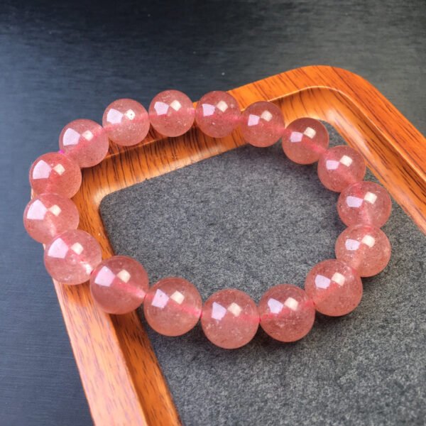 Strawberry Crystal Single Loop Bracelet 💕 Specification 12mm ✨1111024168