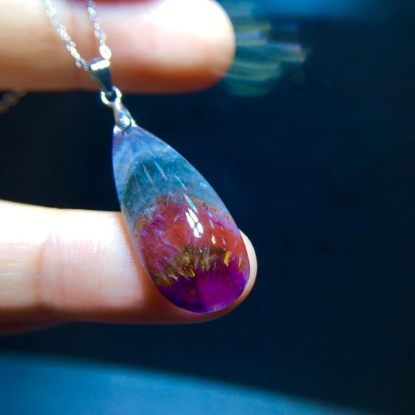 Aurora 23 Light Titanium Violet Titanium Crystal 👀 Droplet pendant for men and women, size: 28.2/12.7mm1111208166