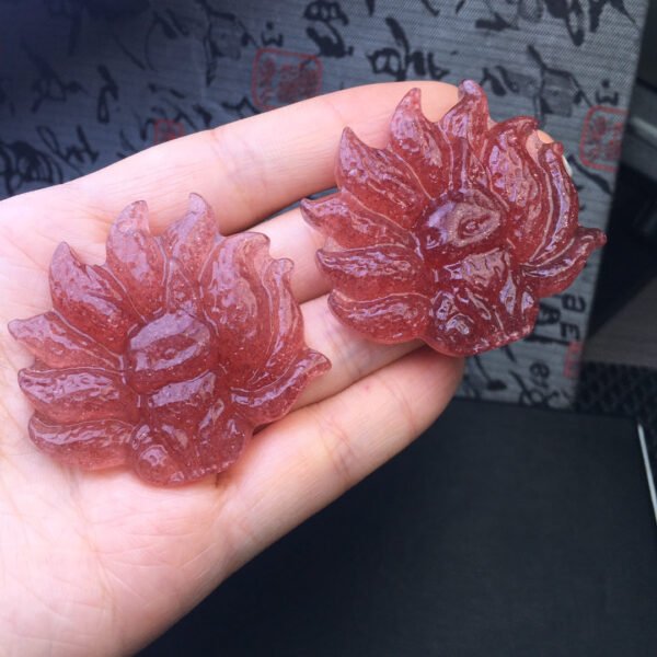 Strawberry Crystal Nine tailed Fox Pendant 💕 Specification 45mm ✨1113017.5122