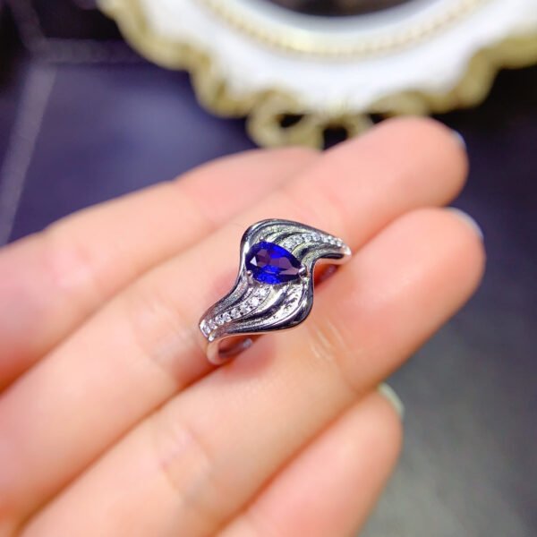 Natural sapphire ring, main stone 4 * 6mm1115140921