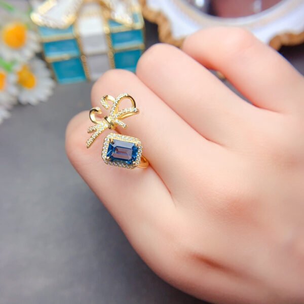 London Blue Topa Stone Ring, with a main stone size of 6 * 8mm,1116180599