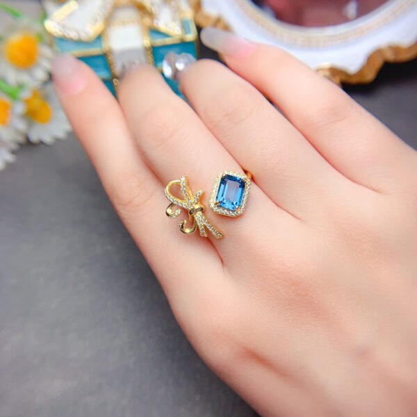 London Blue Topa Stone Ring, with a main stone size of 6 * 8mm,1116180599