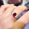 Pure natural garnet ring, with a main stone of 7 * 9mm.1116120433
