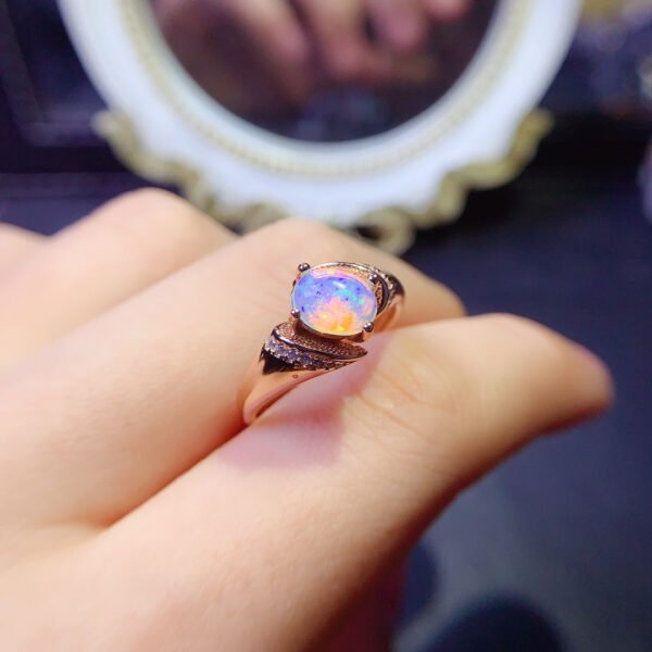 Pure Natural Colorful White Opal Ring, Main Stone Size 6 * 8mm1117110366