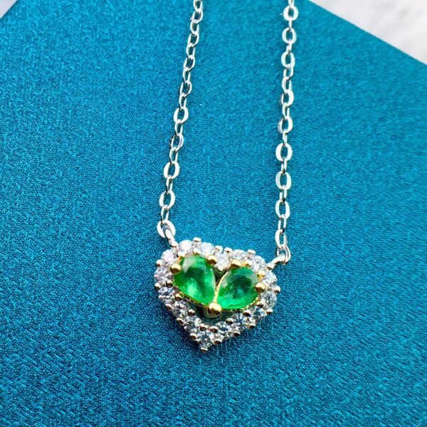 A pure natural Colombian emerald necklace with a ring face of 3 * 4mm,1117140255