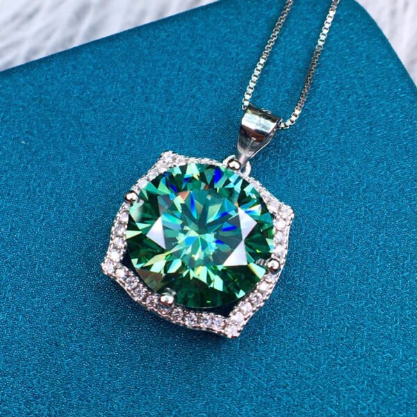 Popular Mosang Diamond Pendant, with a main stone of 6 carats and a circle of 12mm,1118199144