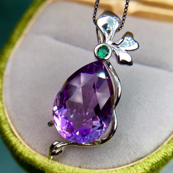 Pure natural Brazilian amethyst pendant, main stone 13 * 18mm1118350122